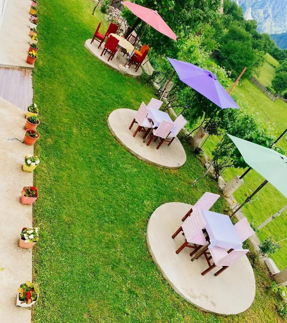 Vila Silvester Hotel Theth Albania