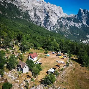 Pensjonat Freskia, Theth