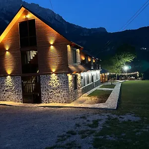 Pensjonat Royal Land, Theth