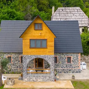 Prelatheth Guest house