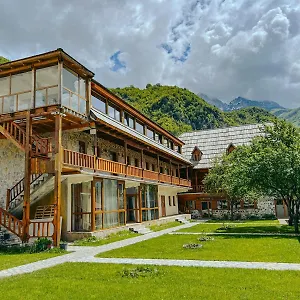  Lantgård Logu I Harushave